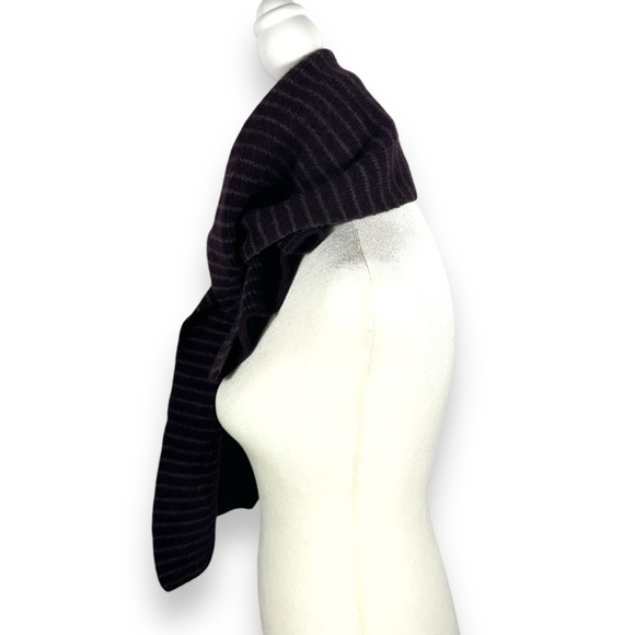 Gap 100% Merino Wool Casual Stripe Unisex Scarf, Eggplant/Grey Stripe, OS - Picture 10 of 12